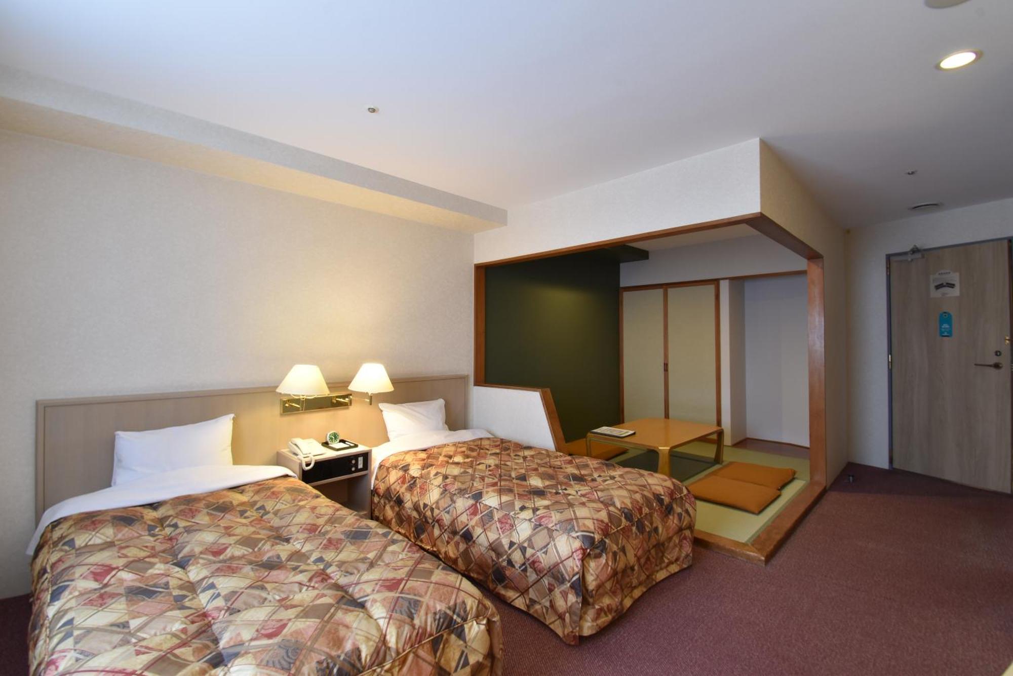 Biei Shirogane Onsen Hotel Park Hills חדר תמונה
