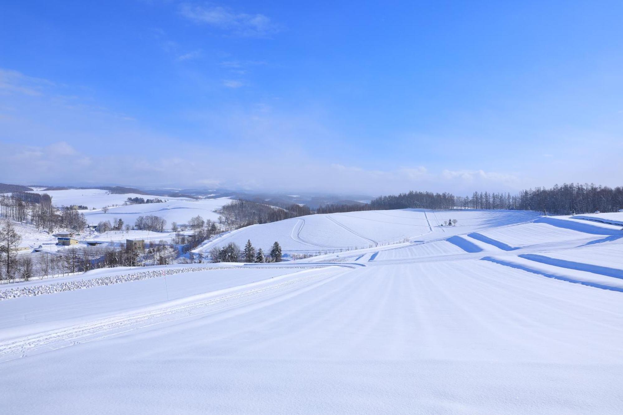 Biei Shirogane Onsen Hotel Park Hills מראה חיצוני תמונה